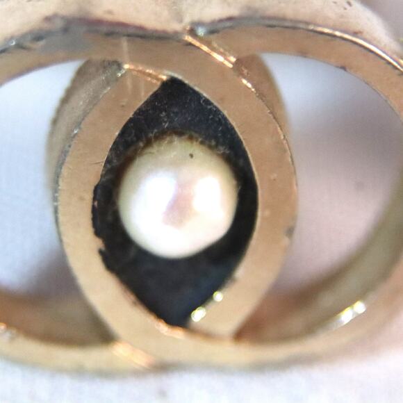 Vintage Cuff Links Gold Tone Interlapping Circles Central Pearly Bead - Picture 4 of 6